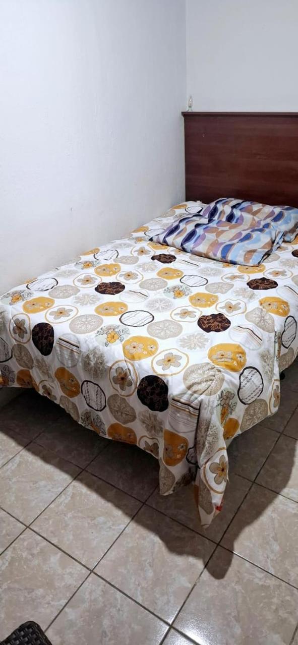 Hotel Ideal, Your House In Quetzaltenango ภายนอก รูปภาพ