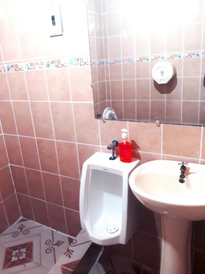 Hotel Ideal, Your House In Quetzaltenango ภายนอก รูปภาพ